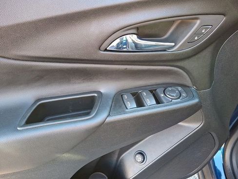 Used 2022 Chevrolet Equinox LT image 22