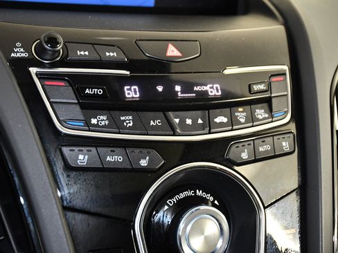 Certified 2024 Acura RDX SH-AWD w/ Advance Package image 28