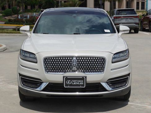 Used 2019 Lincoln Nautilus Reserve image 2