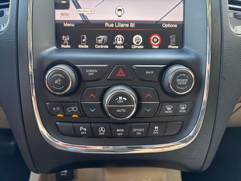 Used 2016 Dodge Durango Citadel w/ Premium Entertainment Group RWD image 16