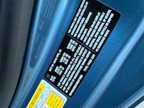 Used 2017 Buick Cascada Premium image 25