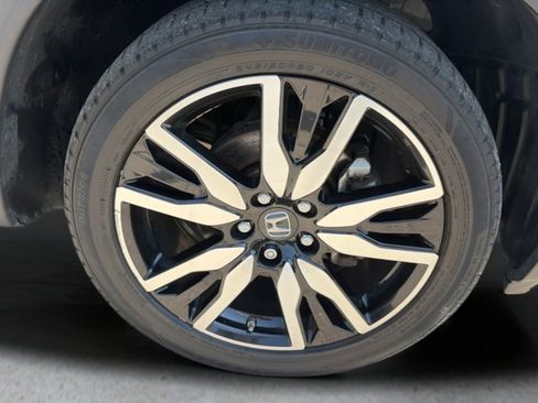 Used 2020 Honda Pilot Touring image 29