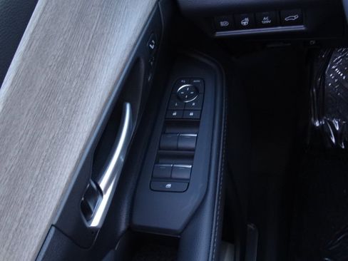 New 2026 Toyota Grand Highlander Limited image 29