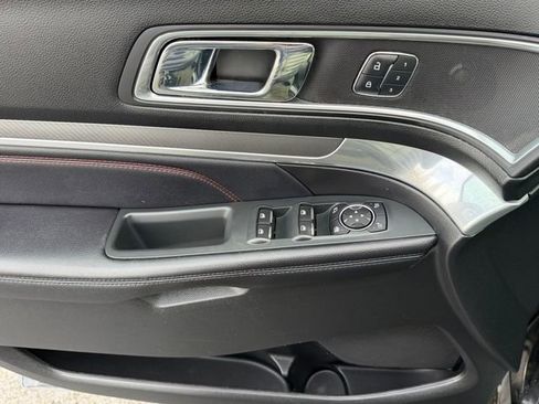 Used 2016 Ford Explorer Sport w/ Equipment Group 401A image 13