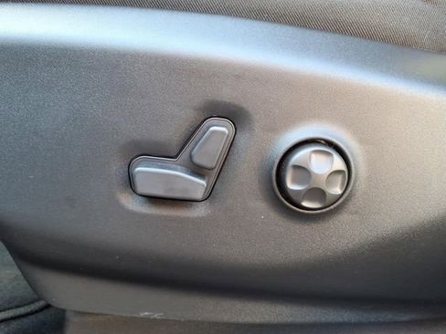 New 2026 Chrysler Pacifica Select image 15