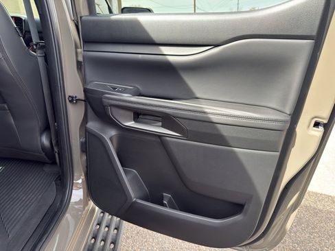 Used 2025 Ford Ranger Raptor image 11