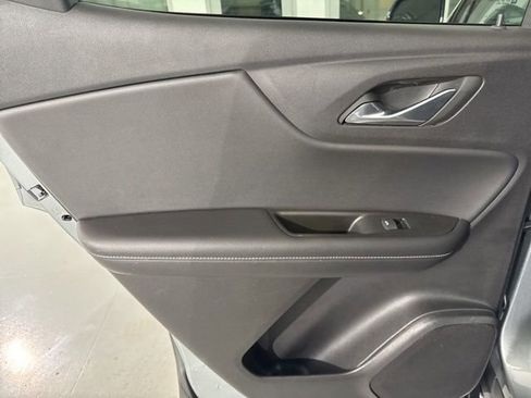 Used 2024 Chevrolet Blazer LT image 19