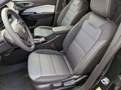 New 2026 Chevrolet Trax LT image 11
