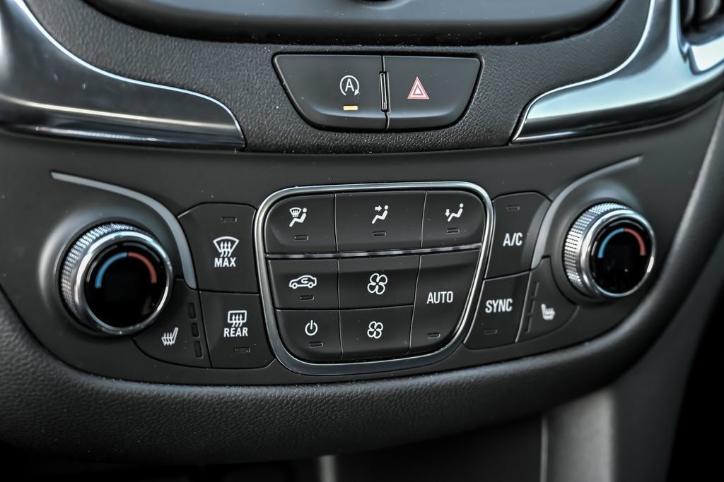 Certified 2024 Chevrolet Equinox LT FWD image 25
