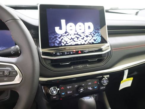 New 2026 Jeep Compass Trailhawk AWD/4WD image 21