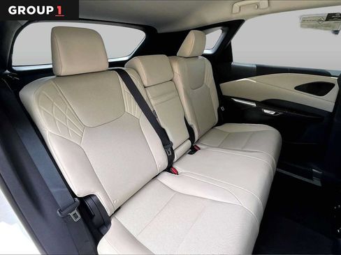 Used 2024 Lexus RX 350 FWD w/ Technology Package image 18