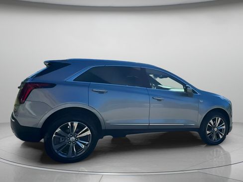 Used 2025 Cadillac XT5 Premium Luxury image 29