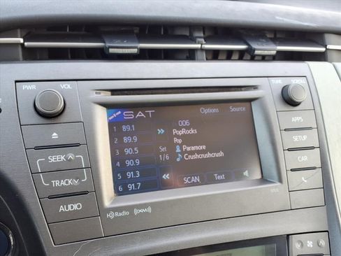 Used 2013 Toyota Prius Three image 20