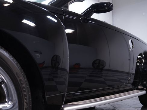 Used 2005 Chevrolet SSR w/ Preferred Equipment Group image 21