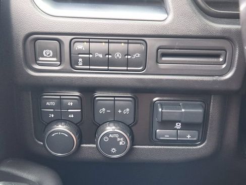 Used 2021 Chevrolet Tahoe LT w/ LT Signature Package AWD/4WD image 23
