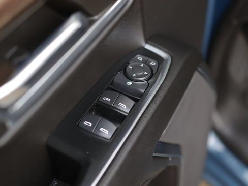 Used 2024 Chevrolet Silverado 1500 LT AWD/4WD image 24