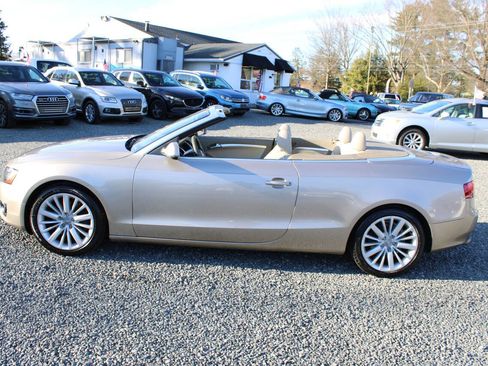 Used 2011 Audi A5 2.0T Premium Plus w/ Premium Plus Pkg image 10
