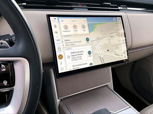 Used 2024 Land Rover Range Rover SE image 6