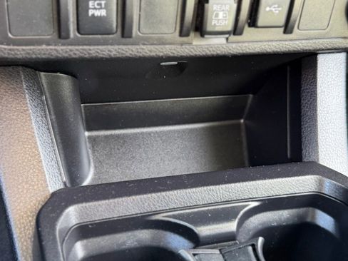 Used 2022 Toyota Tacoma SR5 image 17