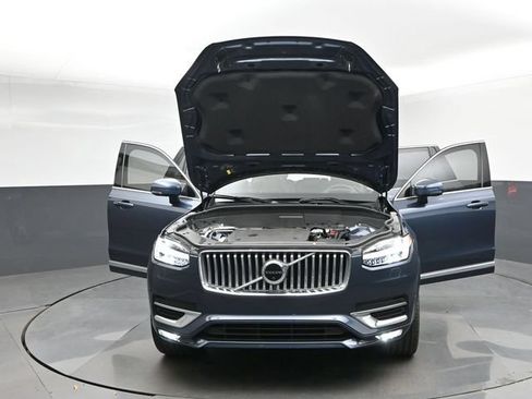 Used 2023 Volvo XC90 B6 Ultimate w/ Protection Package AWD/4WD image 55