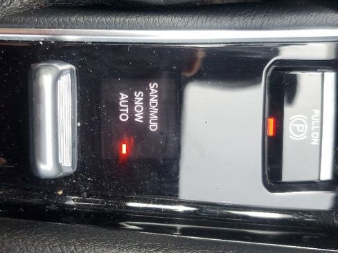 Used 2023 Jeep Compass Limited AWD/4WD image 25