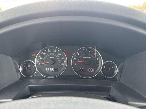 Used 2010 Jeep Commander Sport w/ Sun/Sound Group AWD/4WD image 22