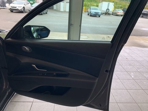 New 2025 Hyundai Elantra SE image 14
