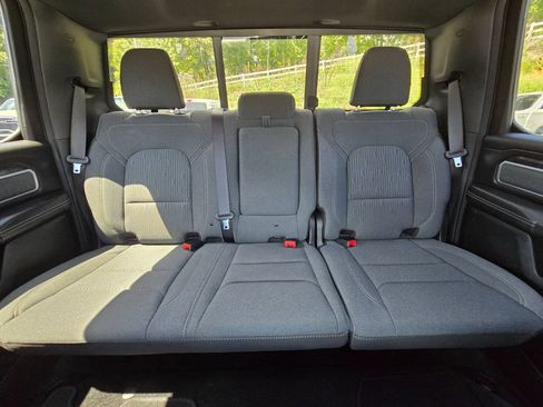 Used 2022 RAM 1500 Big Horn AWD/4WD image 43