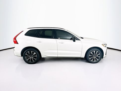Used 2024 Volvo XC60 B5 Core w/ Protection Package Premier AWD/4WD image 10