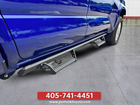 Used 2024 Toyota Tacoma SR5 AWD/4WD image 31