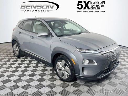 Used 2021 Hyundai Kona Ultimate FWD image 1