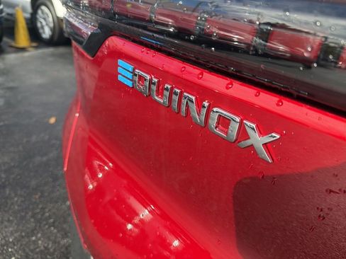 New 2026 Chevrolet Equinox EV LT image 38