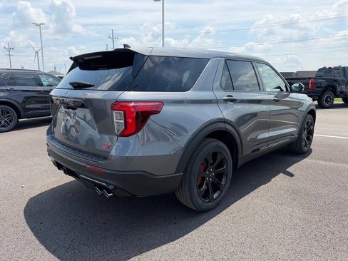 Used 2022 Ford Explorer ST w/ Equipment Group 401A AWD/4WD image 5