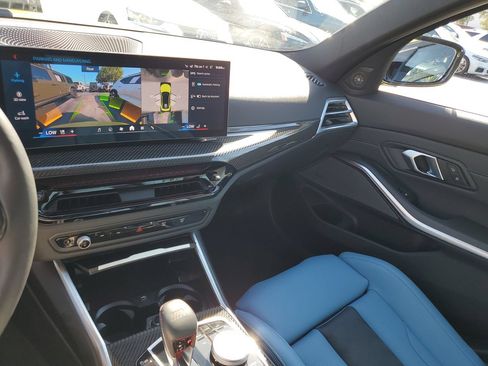 Used 2025 BMW M3 Competition AWD/4WD image 27