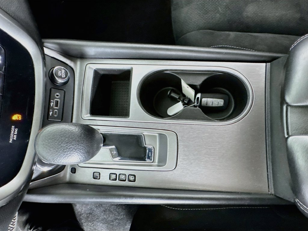Used 2022 Nissan Murano S FWD image 17