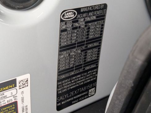 New 2026 Land Rover Range Rover Velar Dynamic SE image 19