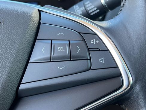 Used 2019 Cadillac XT5 Luxury image 26