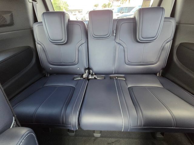 New 2026 INFINITI QX80 4WD w/ Sport Exterior Package image 14