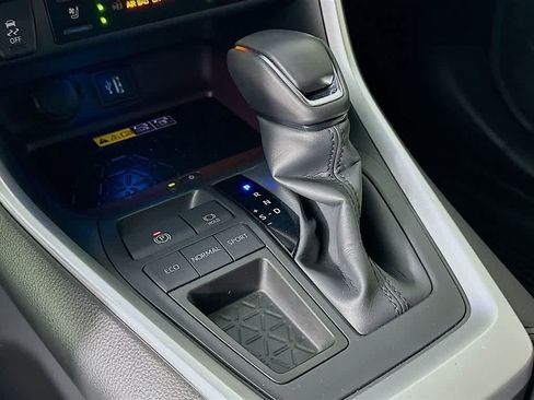 Used 2025 Toyota RAV4 Limited w/ Advanced Technology Package FWD image 19