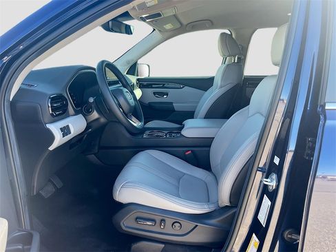 Used 2025 Honda Pilot EX-L image 21