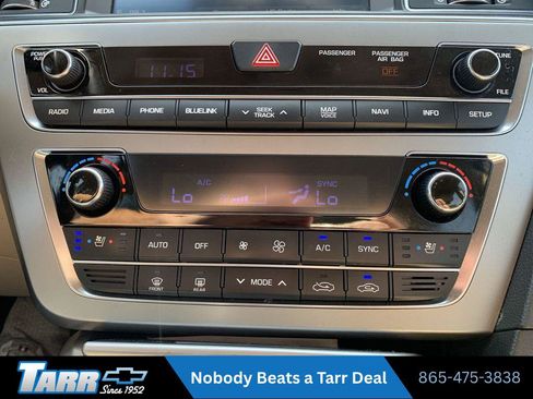 Used 2017 Hyundai Sonata Limited w/ Tech Package 03 FWD image 17