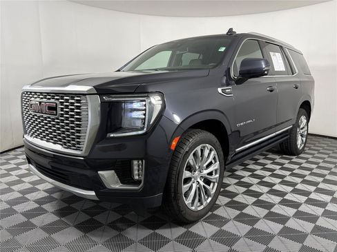 Certified 2023 GMC Yukon Denali AWD/4WD image 3