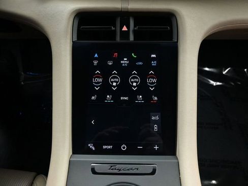 Used 2022 Porsche Taycan 4S image 43