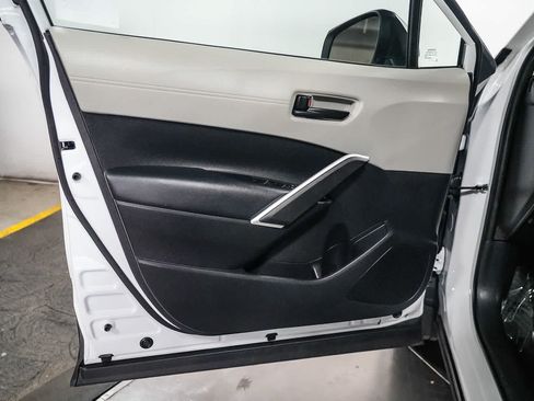 Used 2026 Toyota Corolla Cross L FWD image 20