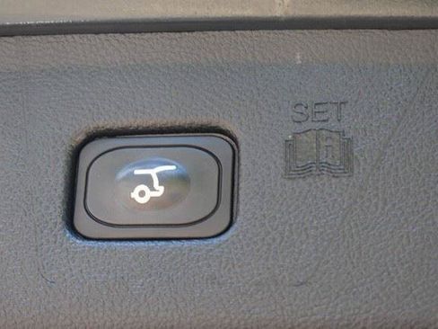 Used 2024 Ford Edge Titanium w/ Equipment Group 301A AWD/4WD image 24