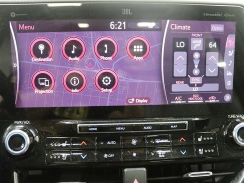 Used 2022 Toyota Highlander Platinum AWD/4WD image 40