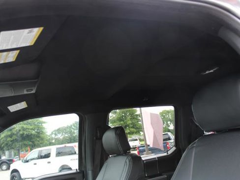 Used 2019 Ford F150 XLT w/ Equipment Group 302A Luxury AWD/4WD image 19