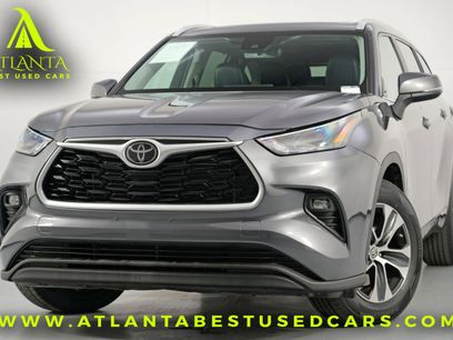 Used 2023 Toyota Highlander XLE