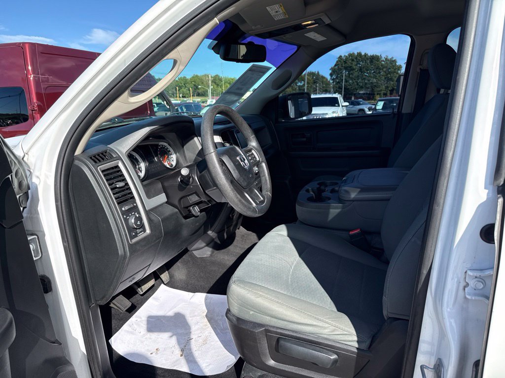 Used 2015 RAM 1500 Express AWD/4WD image 22
