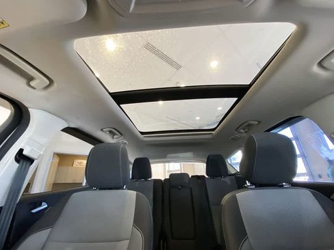 Used 2018 Ford Escape SE image 24